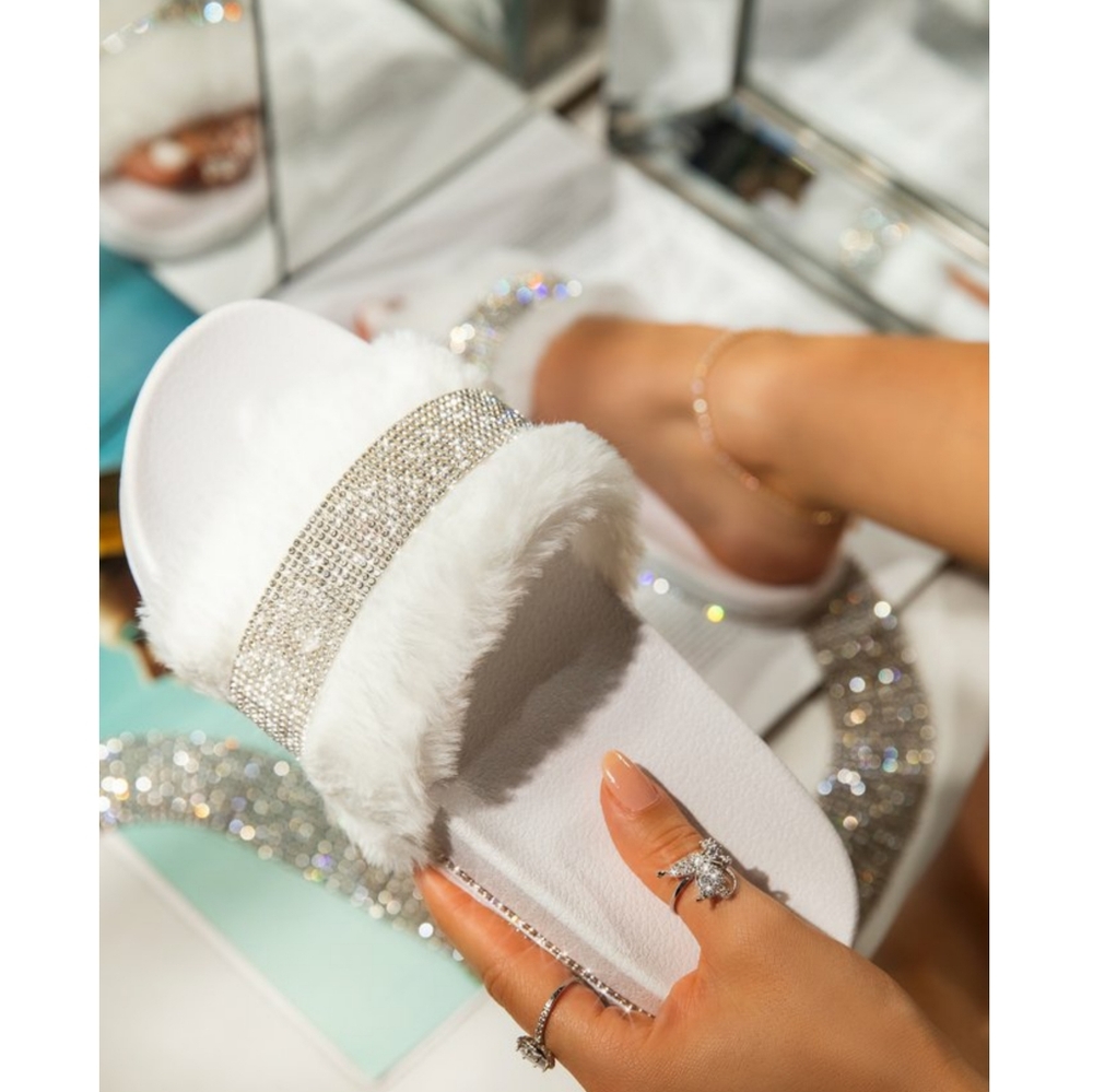 𝙍𝙀𝙎𝙏𝙊𝘾𝙆𝙀𝘿💎💍Luxury Diamante Slide Sandal